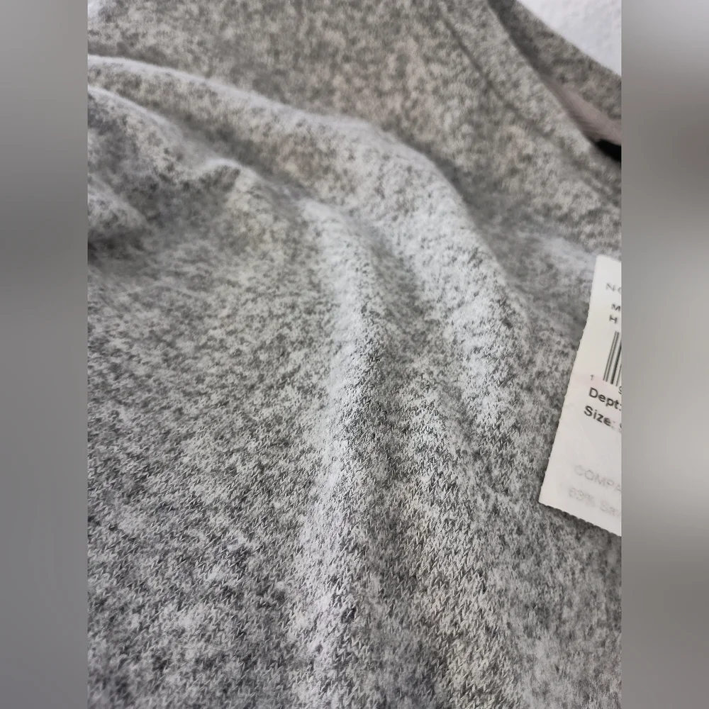Bobeau Grey/Ivory Short Sleeve Blouse from Nordstrom rack - Picture 5 of 6